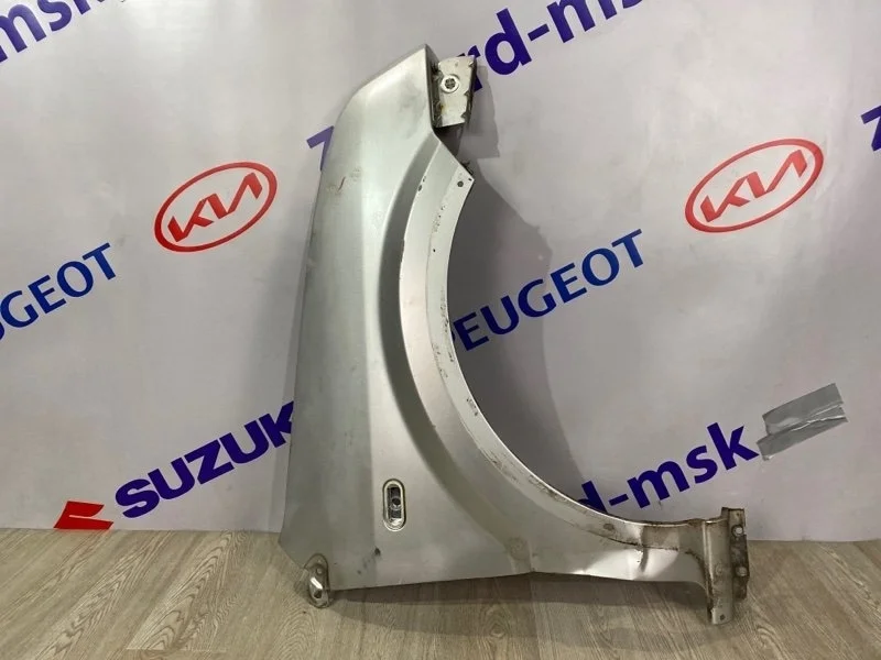 Крыло FORD FUSION 2009