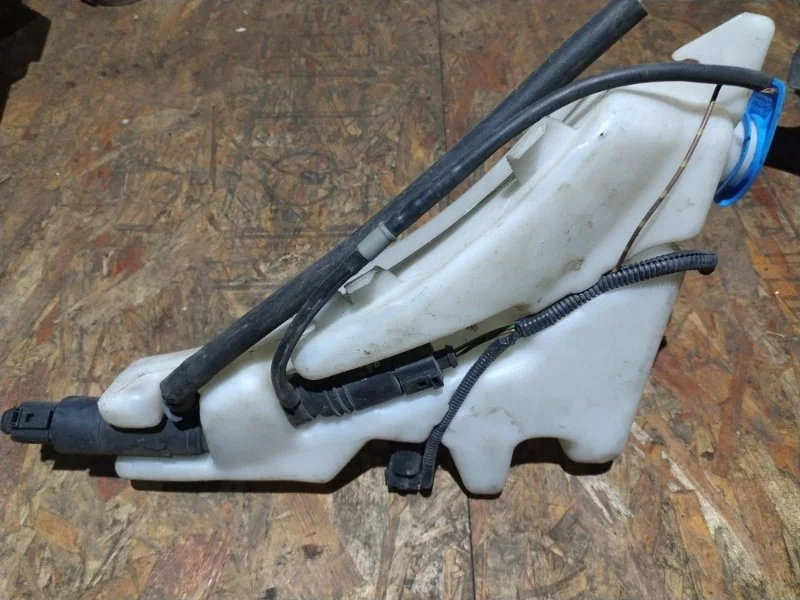 Бачок омывателя Audi TT 2004 8N3