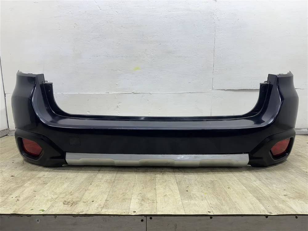 Бампер REAR OBK в сборе:фонари, накладка нижняя серебро, заглушка буксировочного крюка синий H3Q