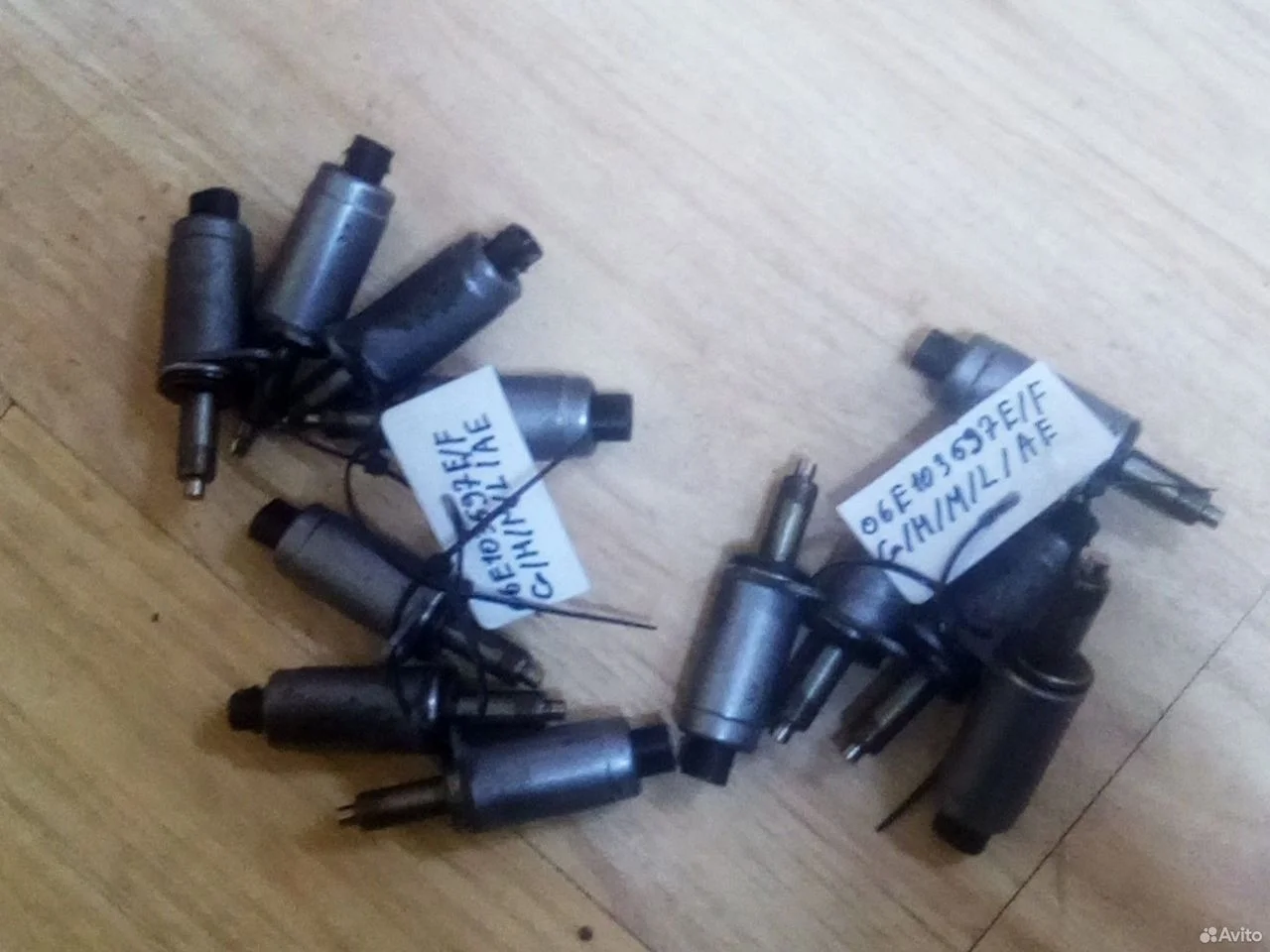 Клапан изменения фаз vag 06e103697e