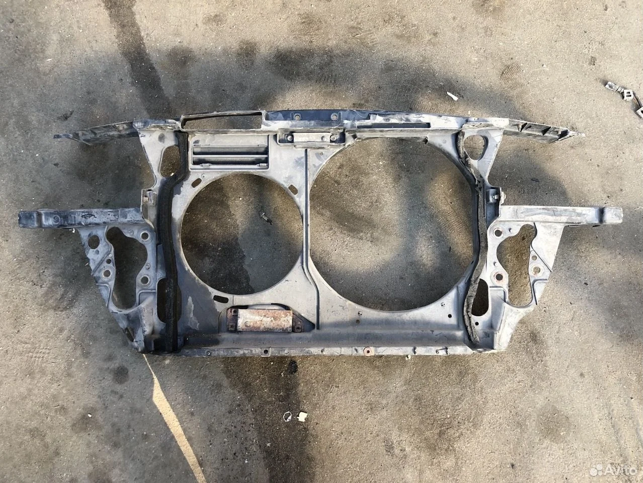 Панель радиатора audi a6 c5 2.5 / 2.7 tdi 4b080558