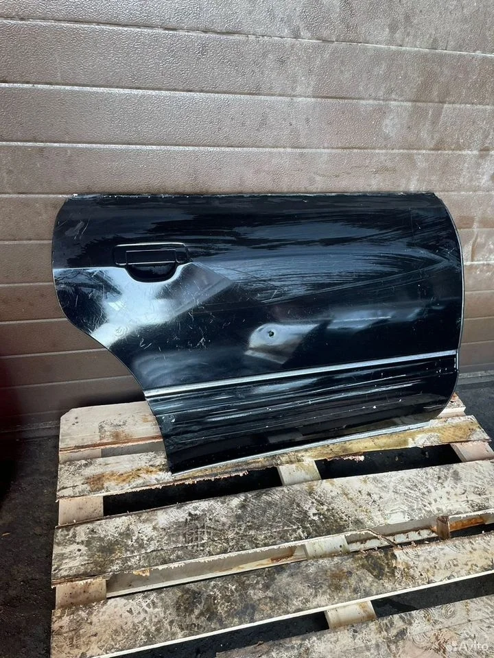 Дверь задняя правая audi a8 4d0833052ad