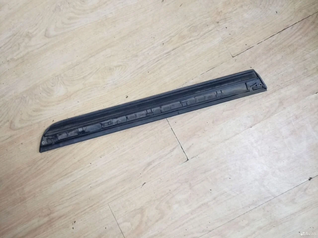 Молдинг задний нижний правый aaudi a4 b7