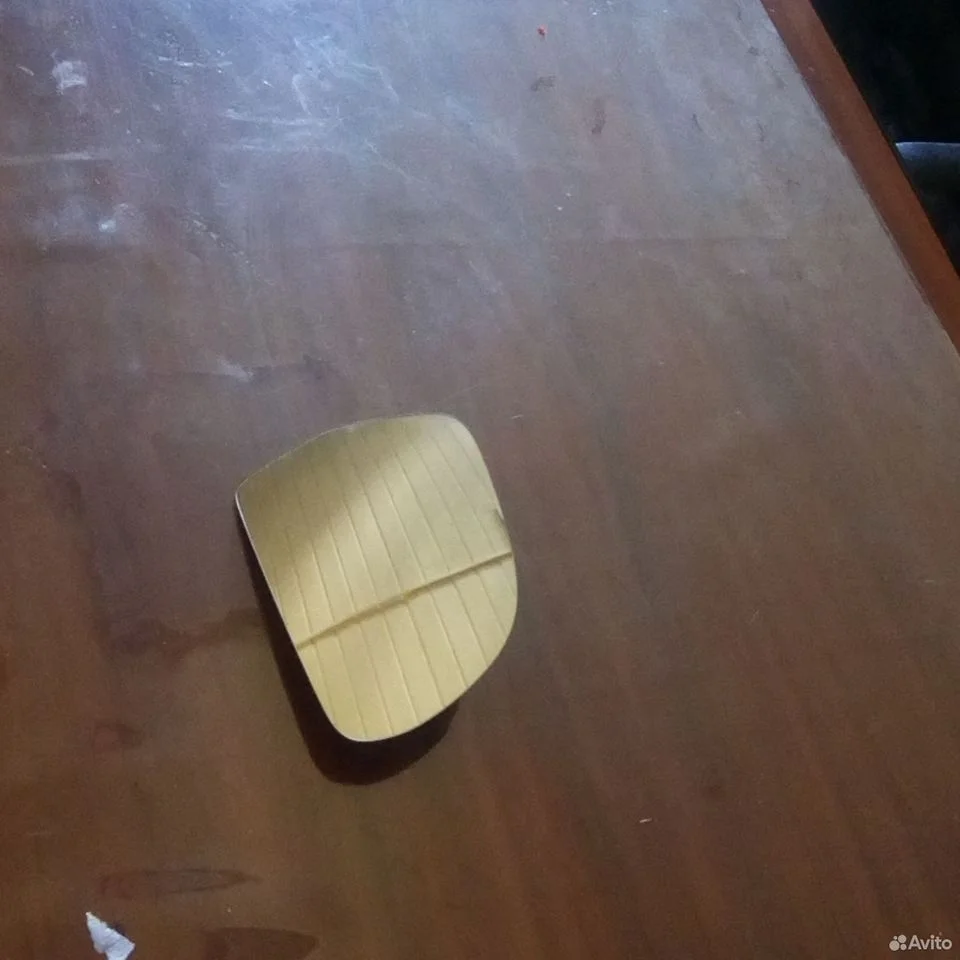 Зеркальный элемент правый audi q3 8u0857536d