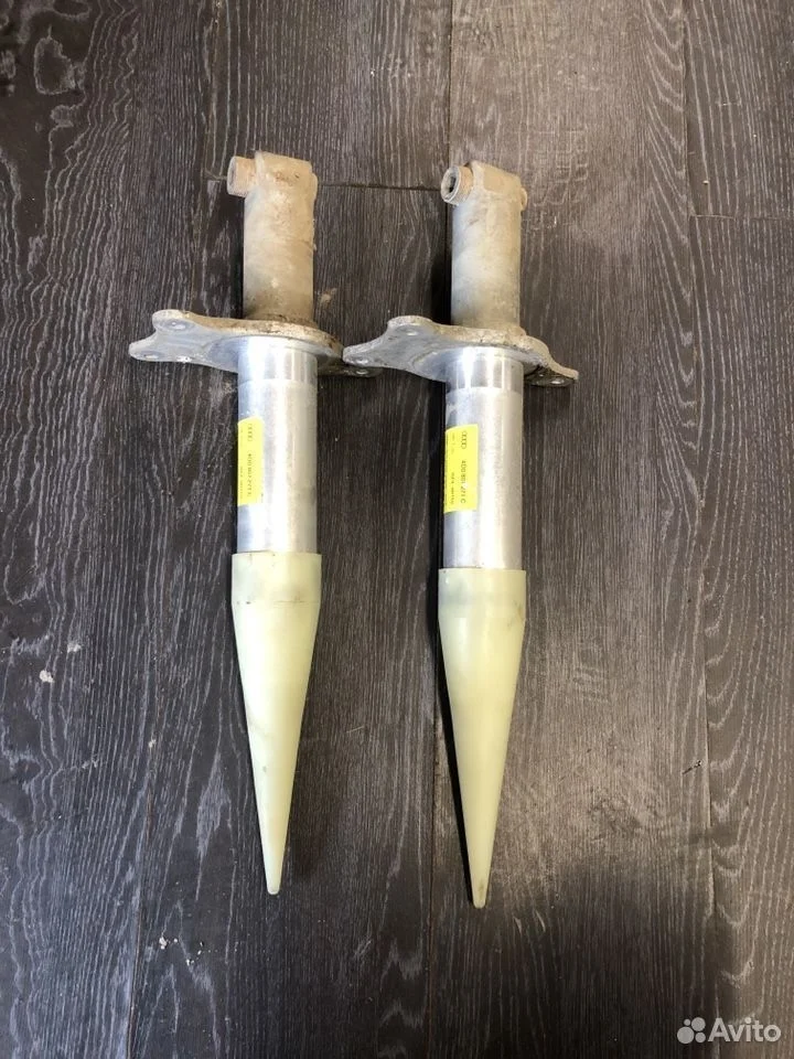 Кронштейн усилителя бампера audi a8 s8 d2