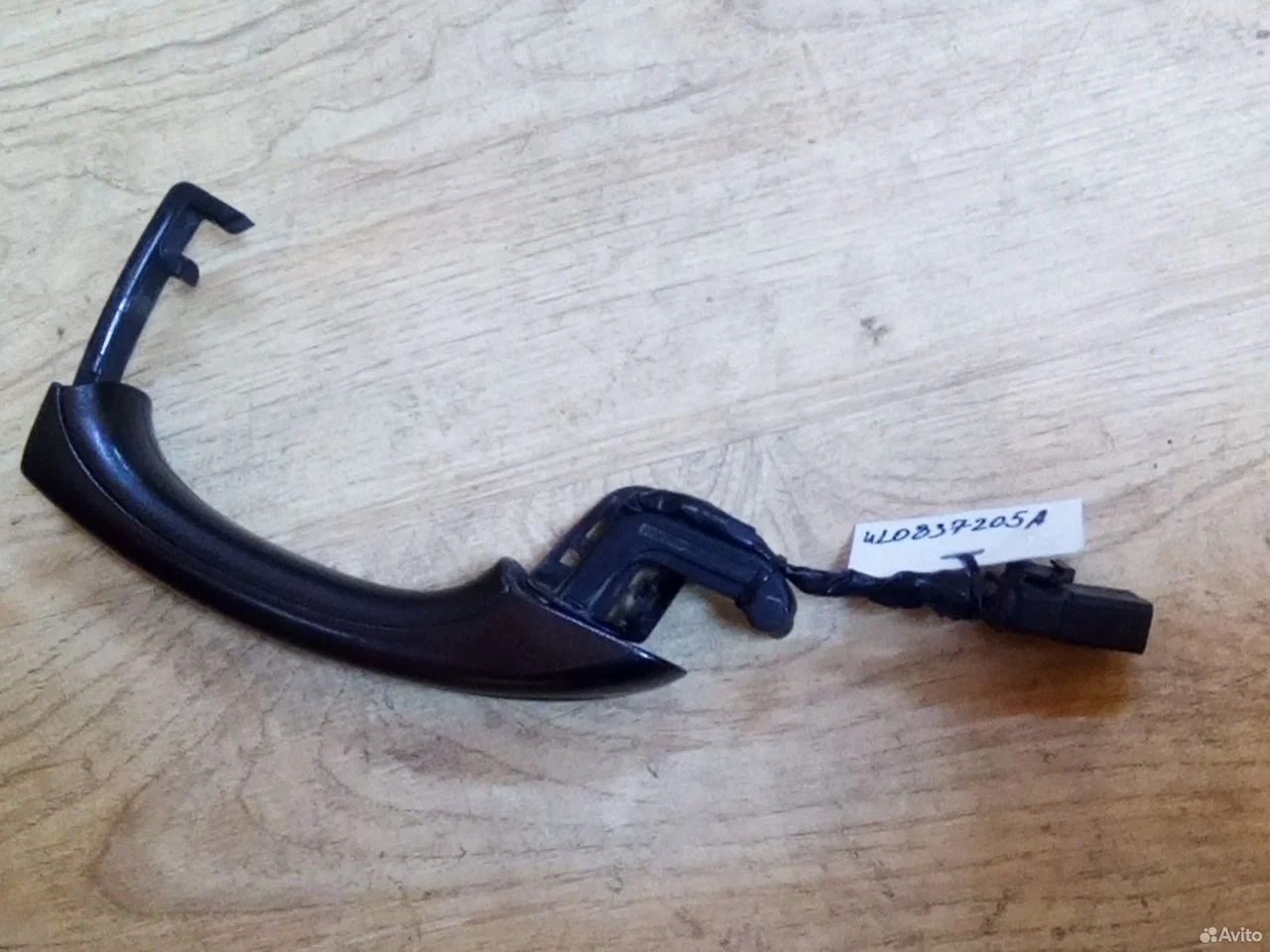 Ручка левой двери audi q7 бесключевой доступ