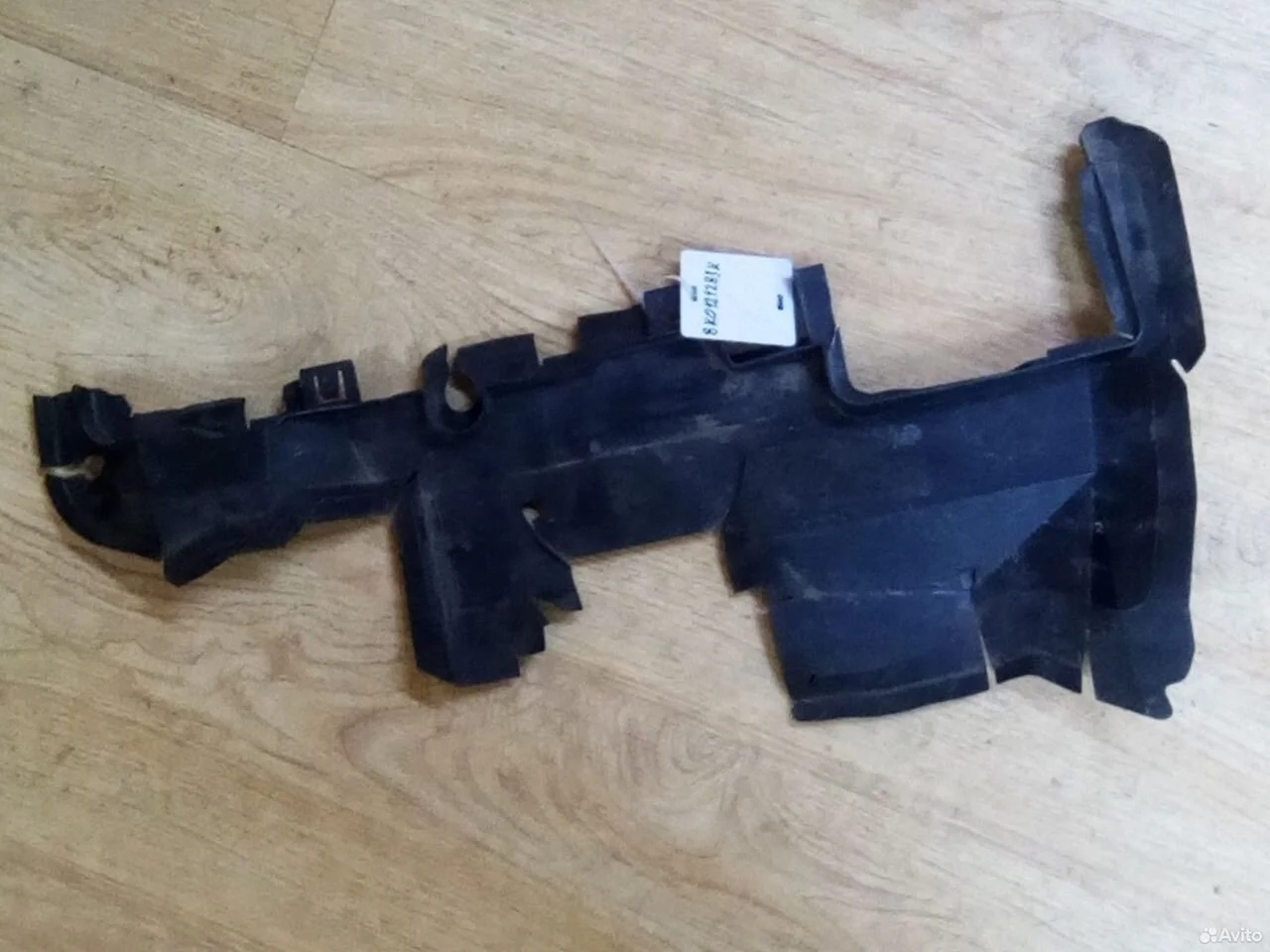 Воздуховод радиатора левый audi a4 8k0121283k