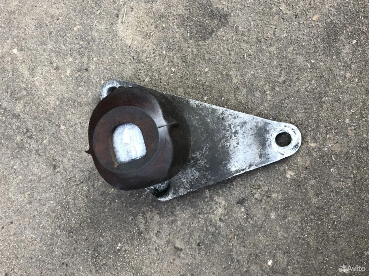 Кронштейн опоры двигателя audi a6 c6 4f0199343g