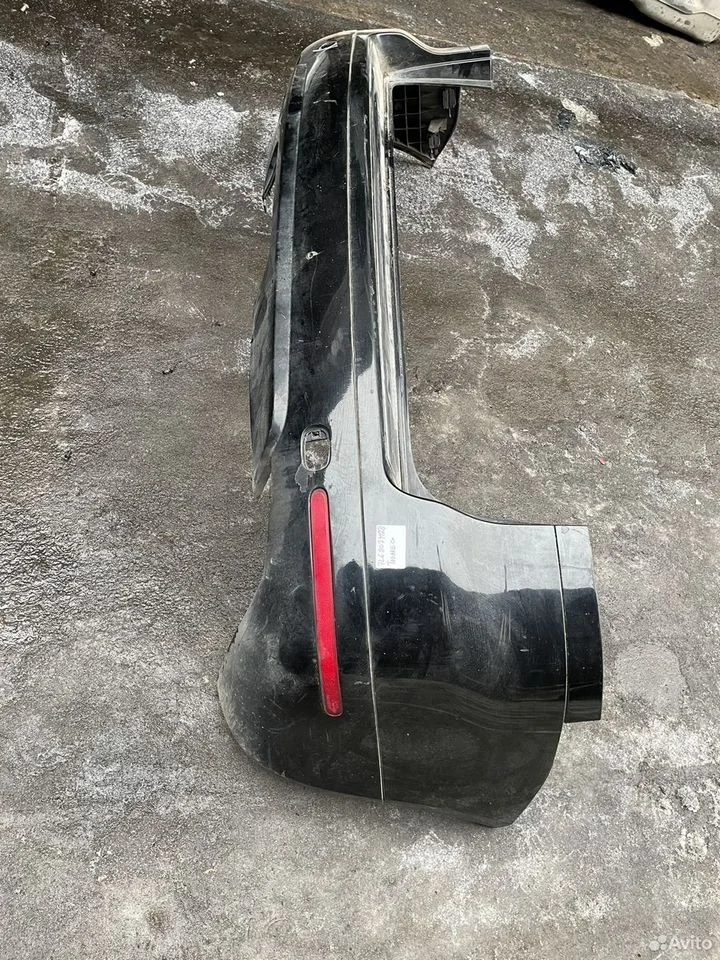 Задний бампер volkswagen touareg 7l6807417d