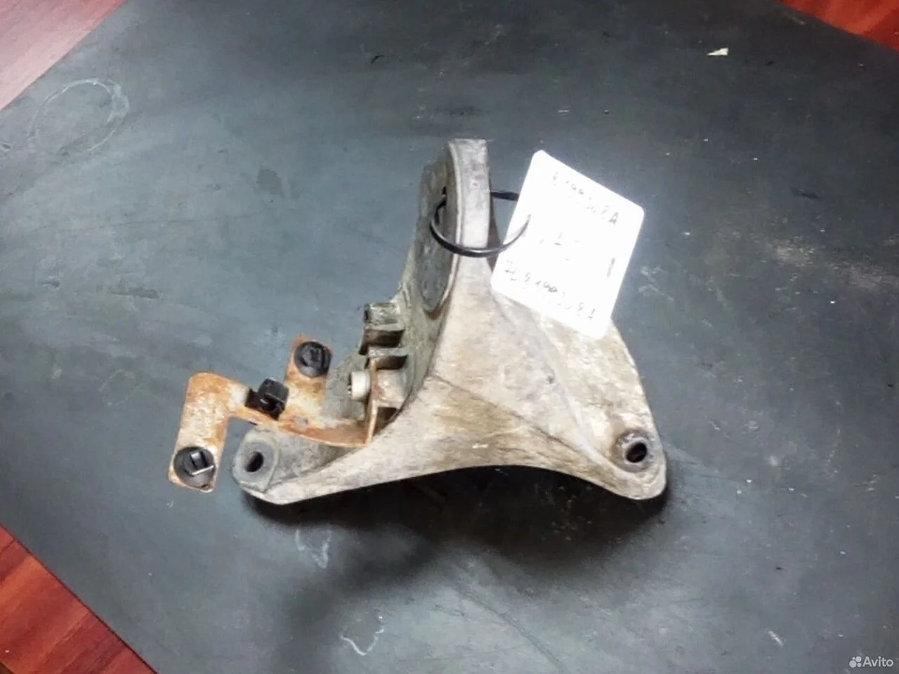 Опора двигателя audi q7 7l8199308a