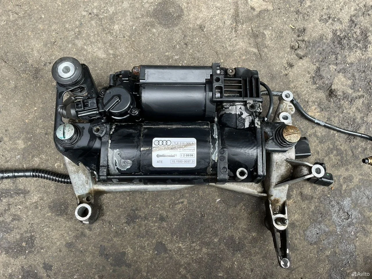 Компрессор пневмоподвески audi q7 7l8616006a