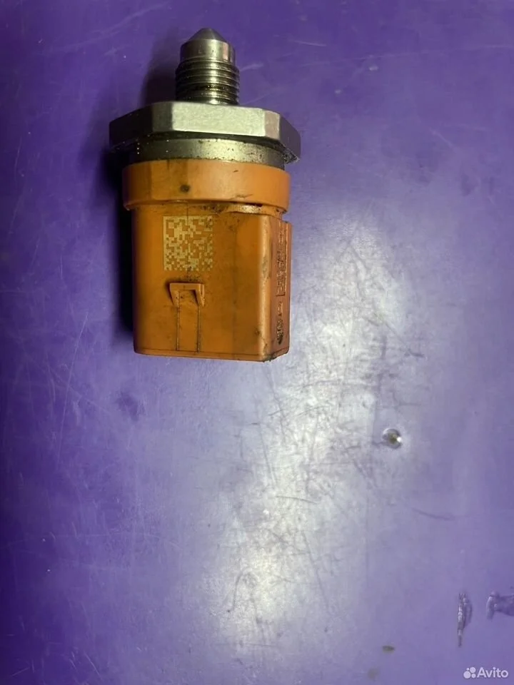 Датчик давления топливо vag 0261545050