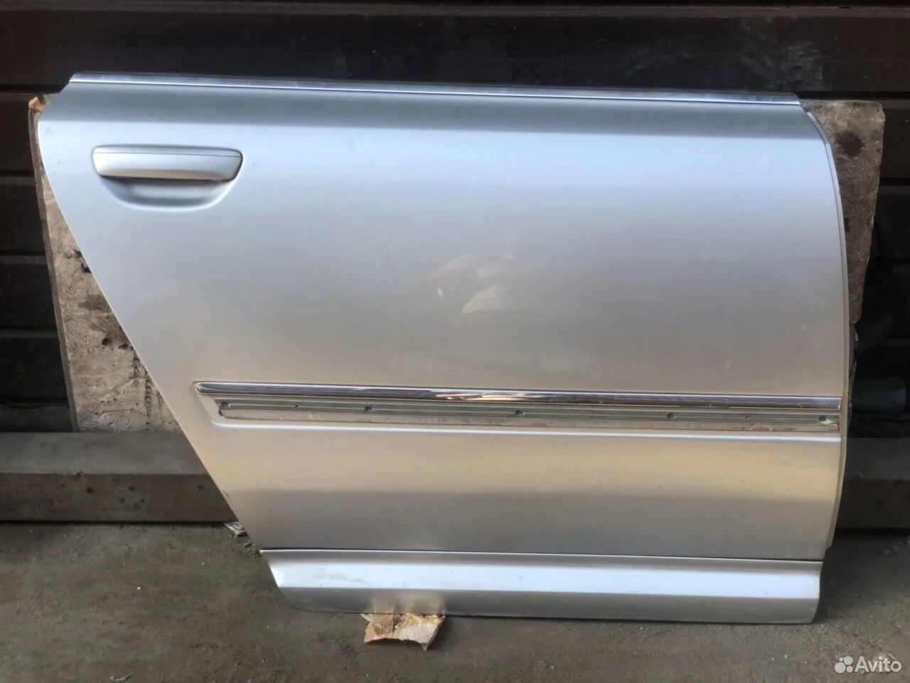 Задняя правая дверь audi a8 d3 4e0833052c