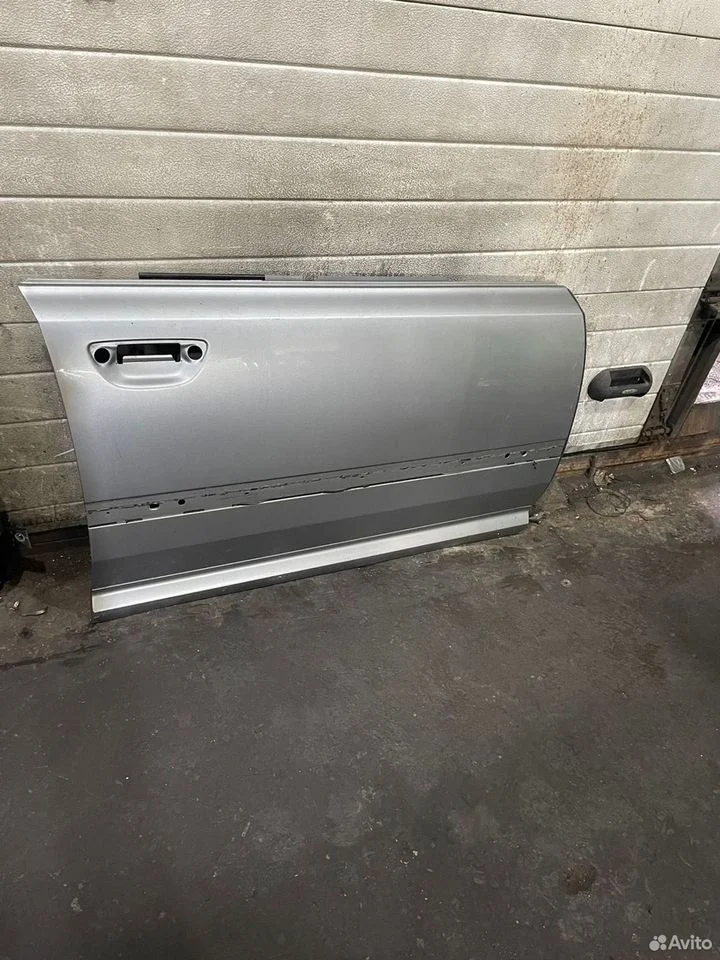 Дверь передняя правая audi a8 d3 4e0831052c