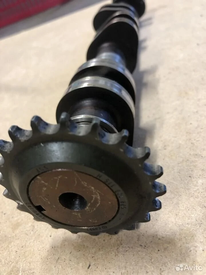 Распредвал впускной 5-8ц audi a8 4.2 077109021gk