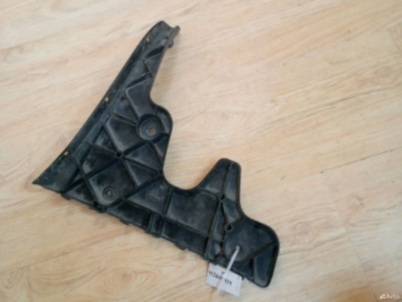 Направляющая заднего бампера r audi a6 c6