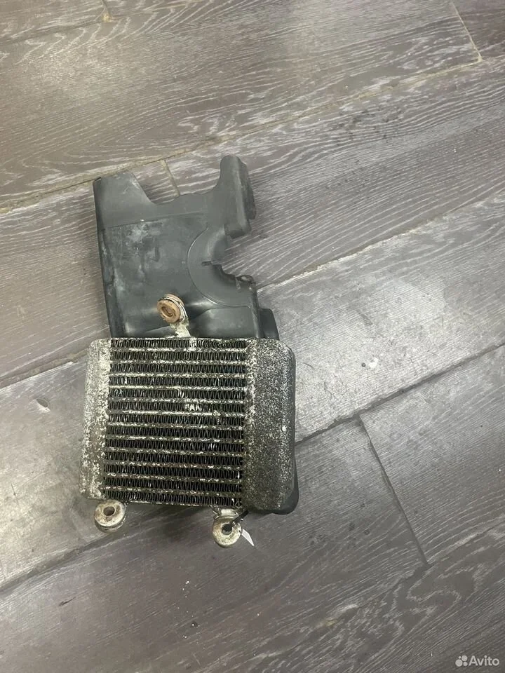 Радиатор маслянный vag 4d0317021c