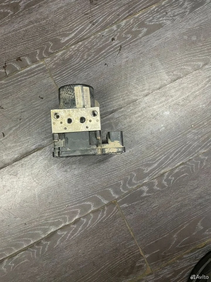 Блок abs audi q7 2010г. 4l0614517l