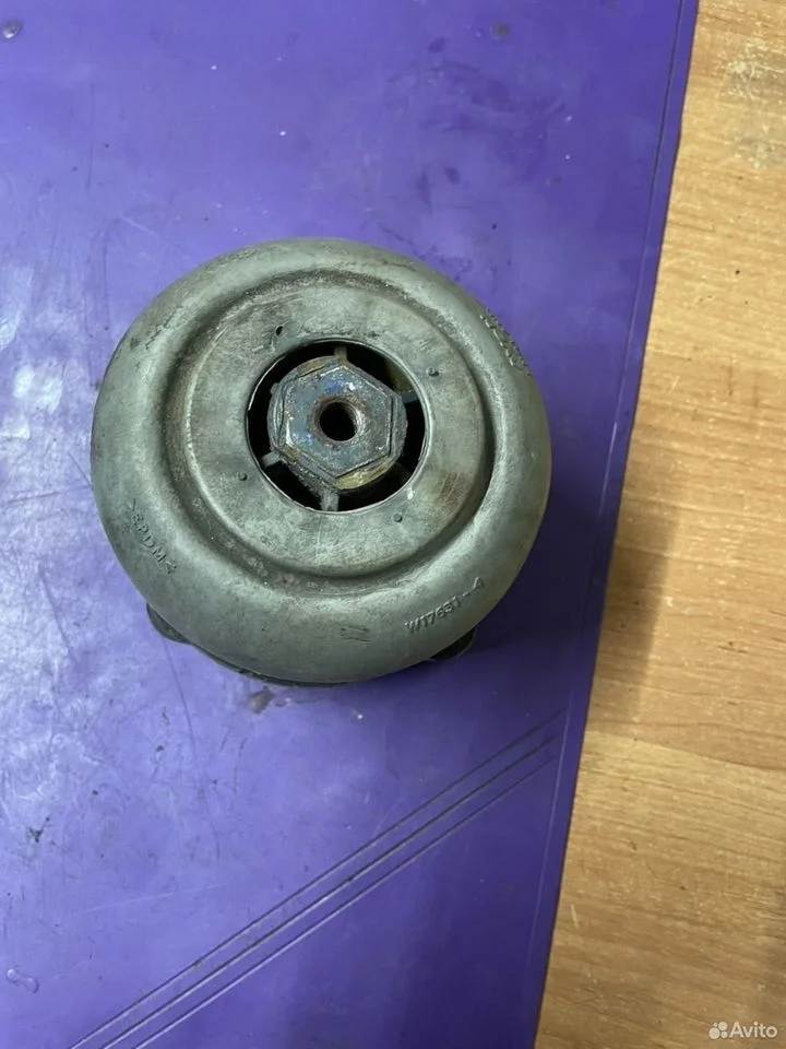 Подушка двигателя левая audi a8 s8 d3 4e0199381