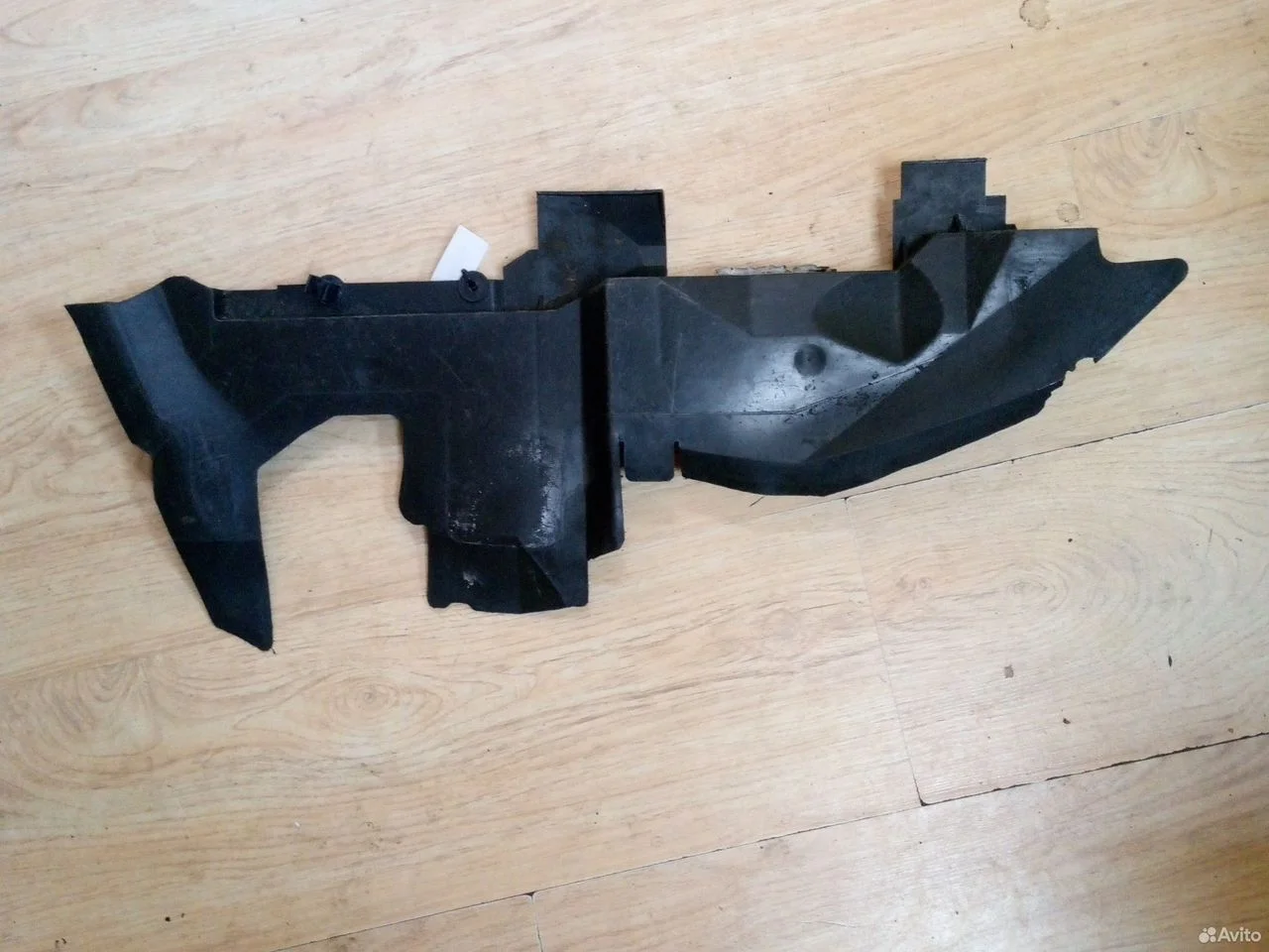 Дефлектор радиатора audi q7 4l0121284a