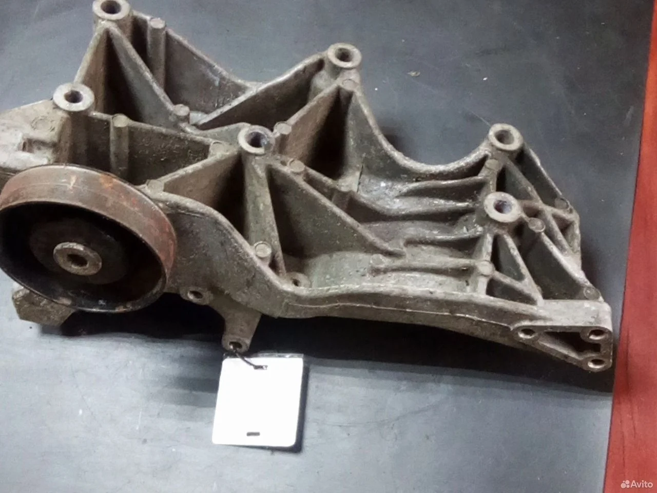 Кронштейн vag 06d903143c