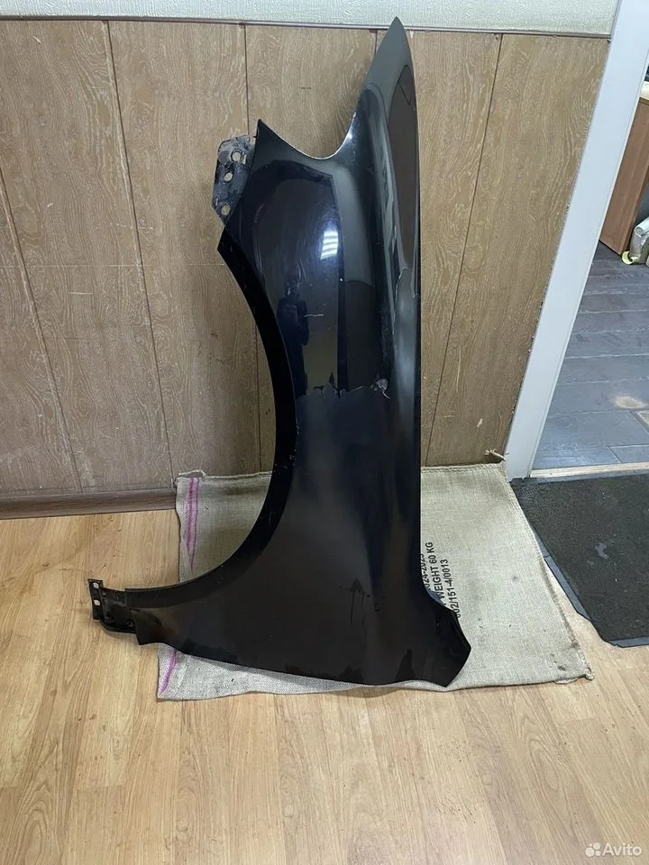 Переднее левое крыло vw touareg 7l6821101k