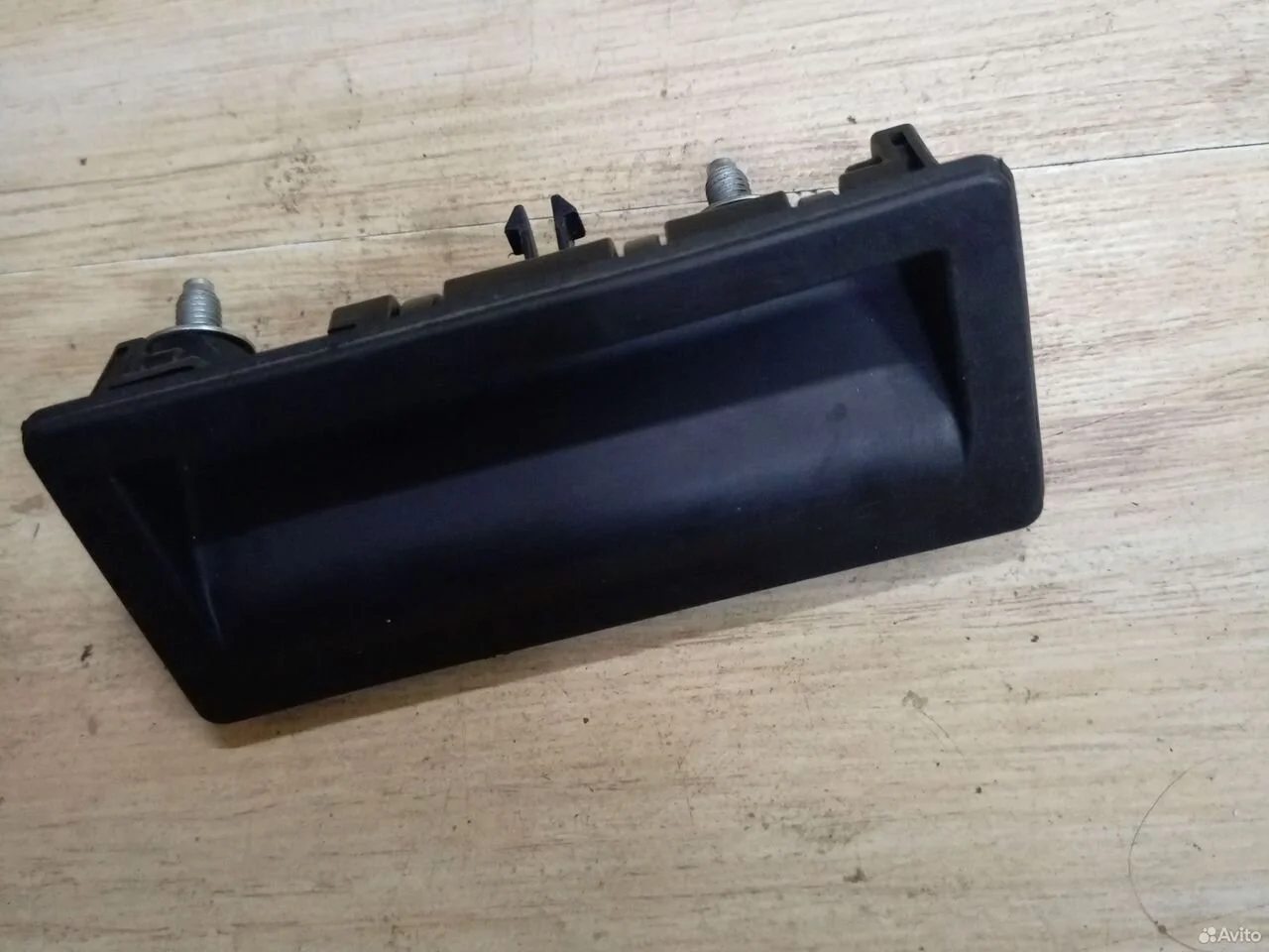 Ручка открывание багажника vag 5n0827566b