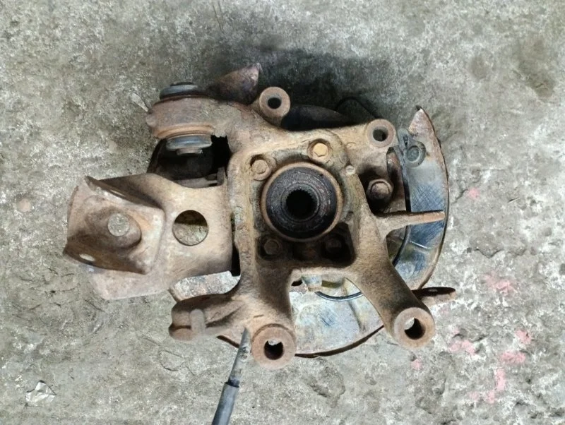 Кулак задний левый Toyota Rav 4 (Xa30) (2005-2014) 2009 4230542020 3.5 I 2GRFE