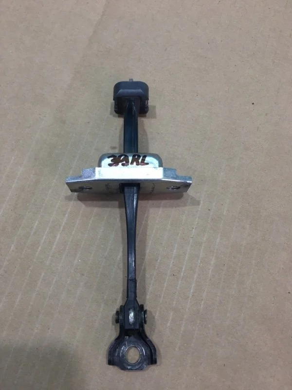 Ограничитель двери Lexus Es200 2016 6864033100 XV60 6AR-FSE, задний