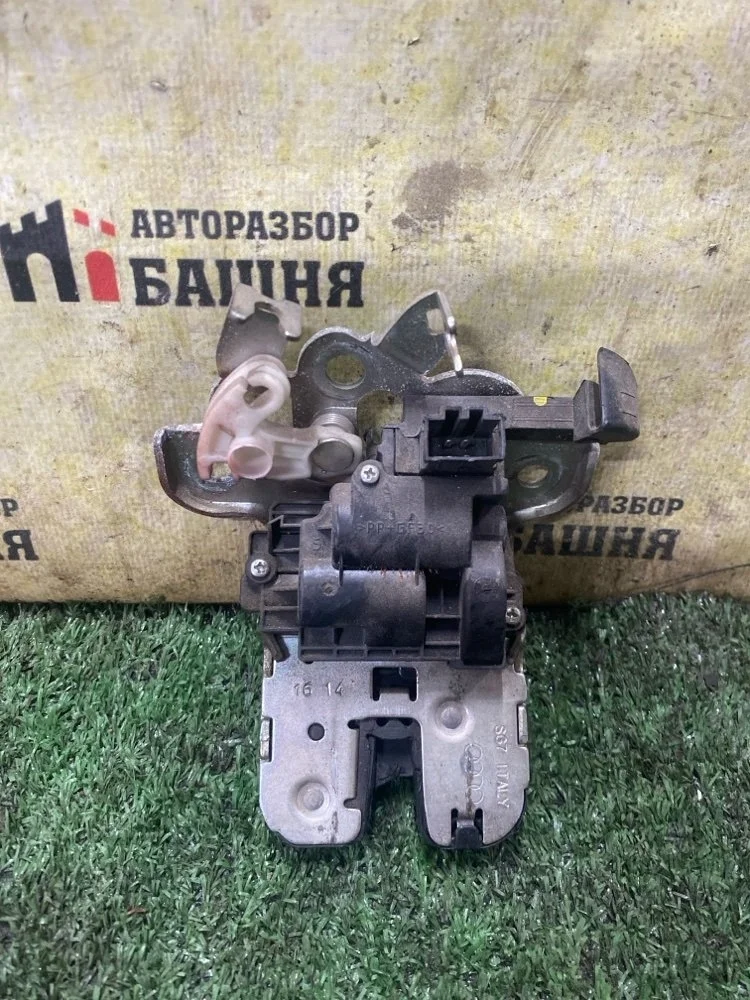 Замок багажника Skoda Rapid 2014 5E0827505 CAXA