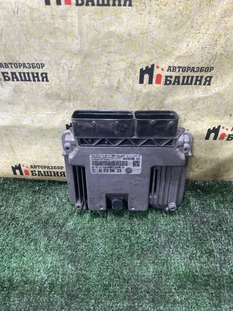 Блок управления двигателем Skoda Rapid 2014 03C906016DR CAXA