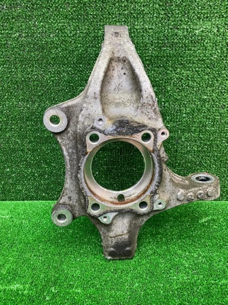 Кулак поворотный Hyundai Santa Fe 2020 51710S1100 TM D4HB, передний левый