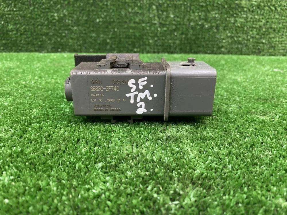 Реле свечей накала Hyundai Santa Fe 2020 368302F740 TM D4HB