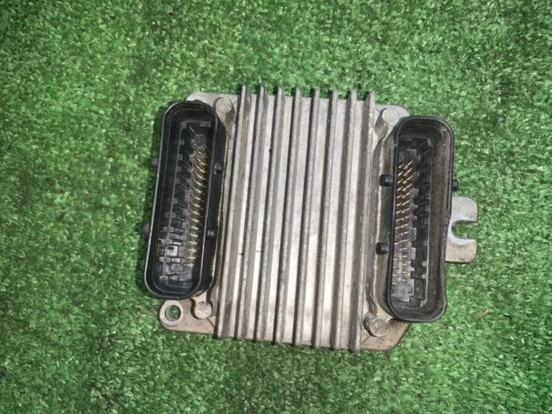 Блок управления двигателем Opel Astra