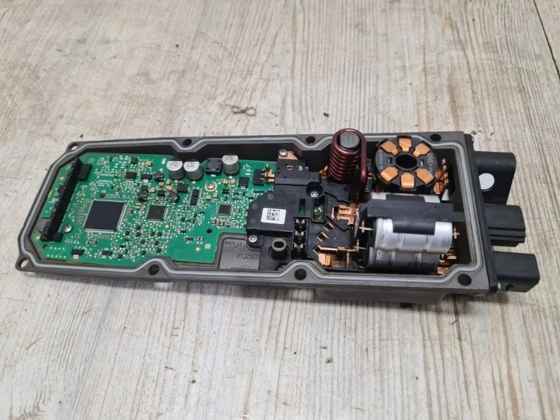 Блок управления рулевой рейкой Audi A6 2011-2018 4G