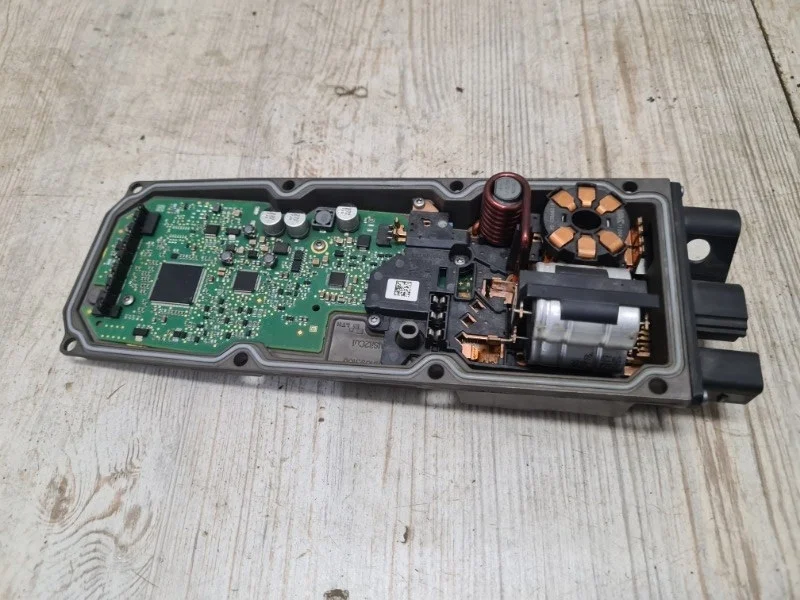 Блок управления рулевой рейкой Audi A6 2011-2018 4G