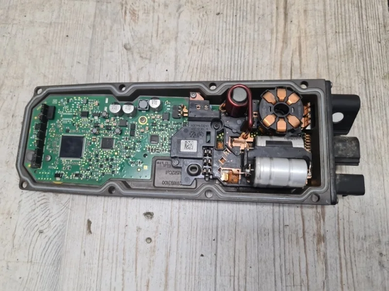 Блок управления рулевой рейкой Audi A6 2011-2018 4G