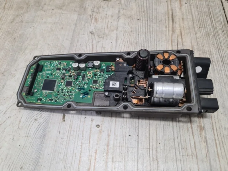 Блок управления рулевой рейкой Audi A6 2011-2018 4G