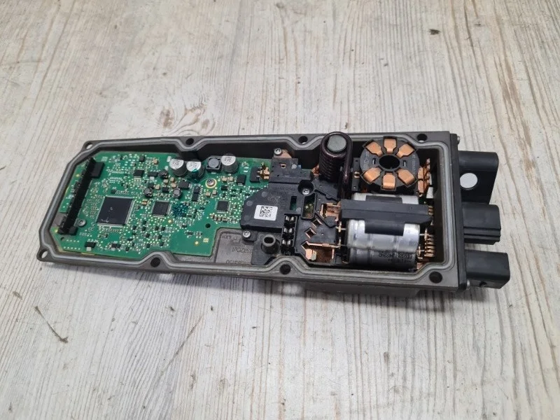 Блок управления рулевой рейкой Audi A6 2011-2018 4G