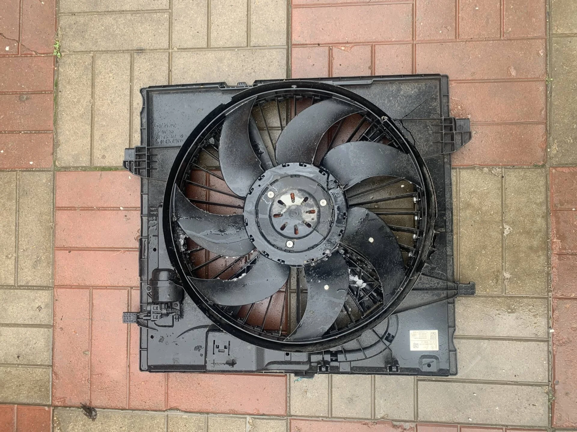 Вентилятор радиатора Mercedes W166 ML GLE