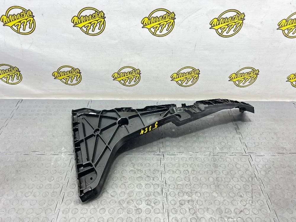 Кронштейн заднего бампера правый Audi SQ5 II (2017—2020)