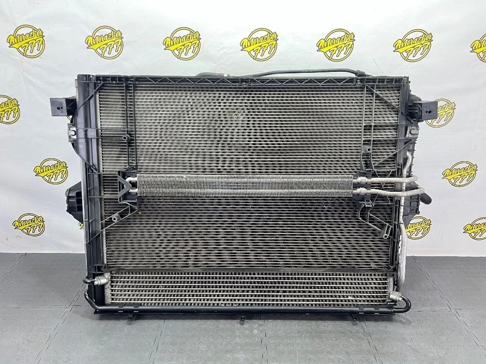 Кассета радиаторов Volkswagen Touareg II (2010—2014)