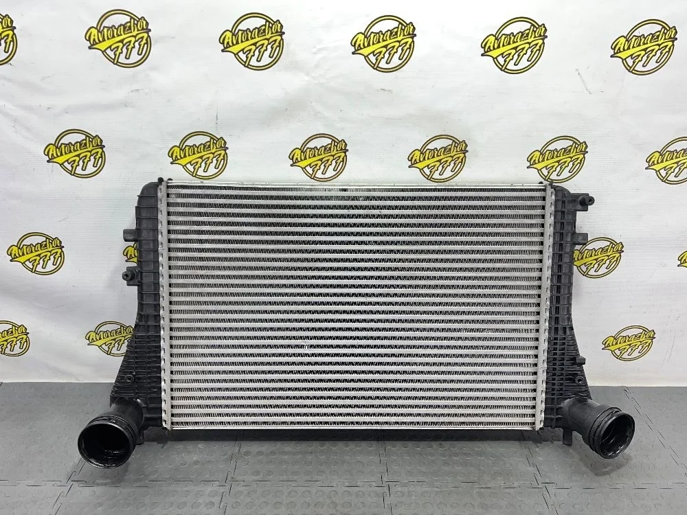 Интеркулер Volkswagen Tiguan I рестайлинг (2011—2019)