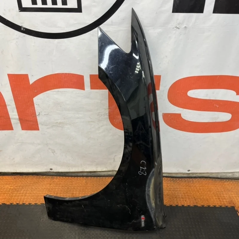 Крыло Audi A6 2020 C8