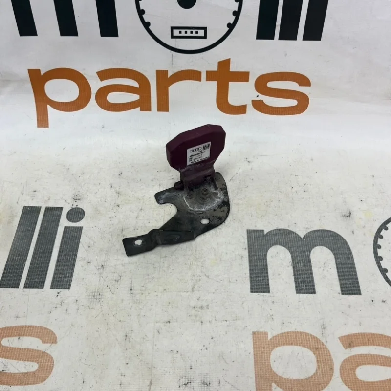 Антенна Audi Q7 2016 4M