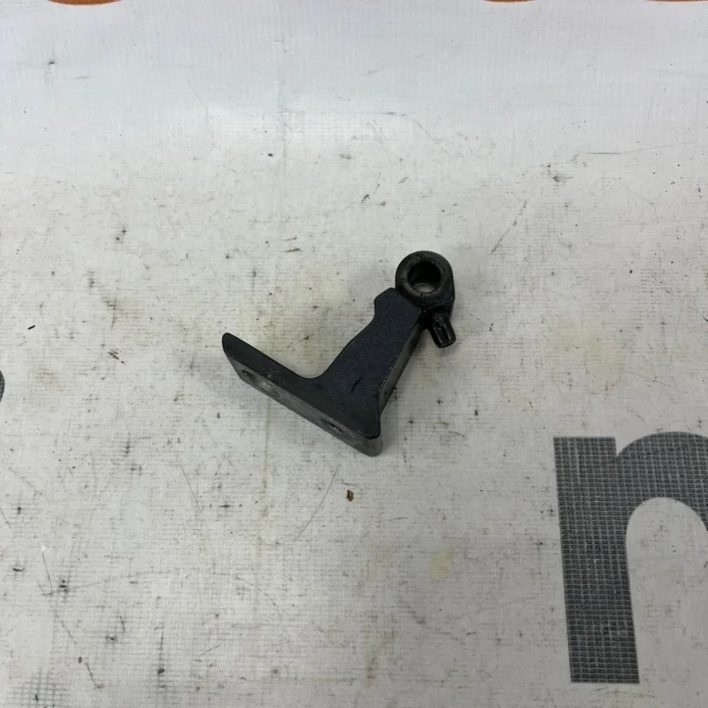 Петля двери Audi S8 2017 D4 4H