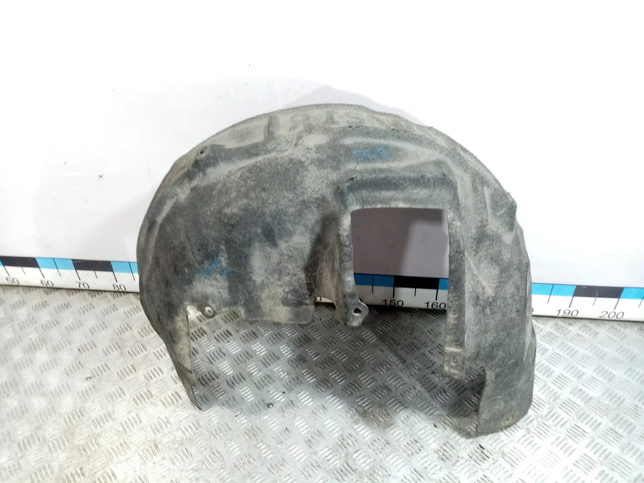 [Б/У] Подкрылок задний правый [Код: 00589064 ]