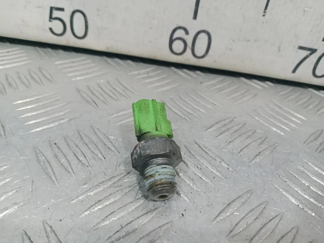 [Б/У] Датчик давления масла Ford [Код: 00589514 ]