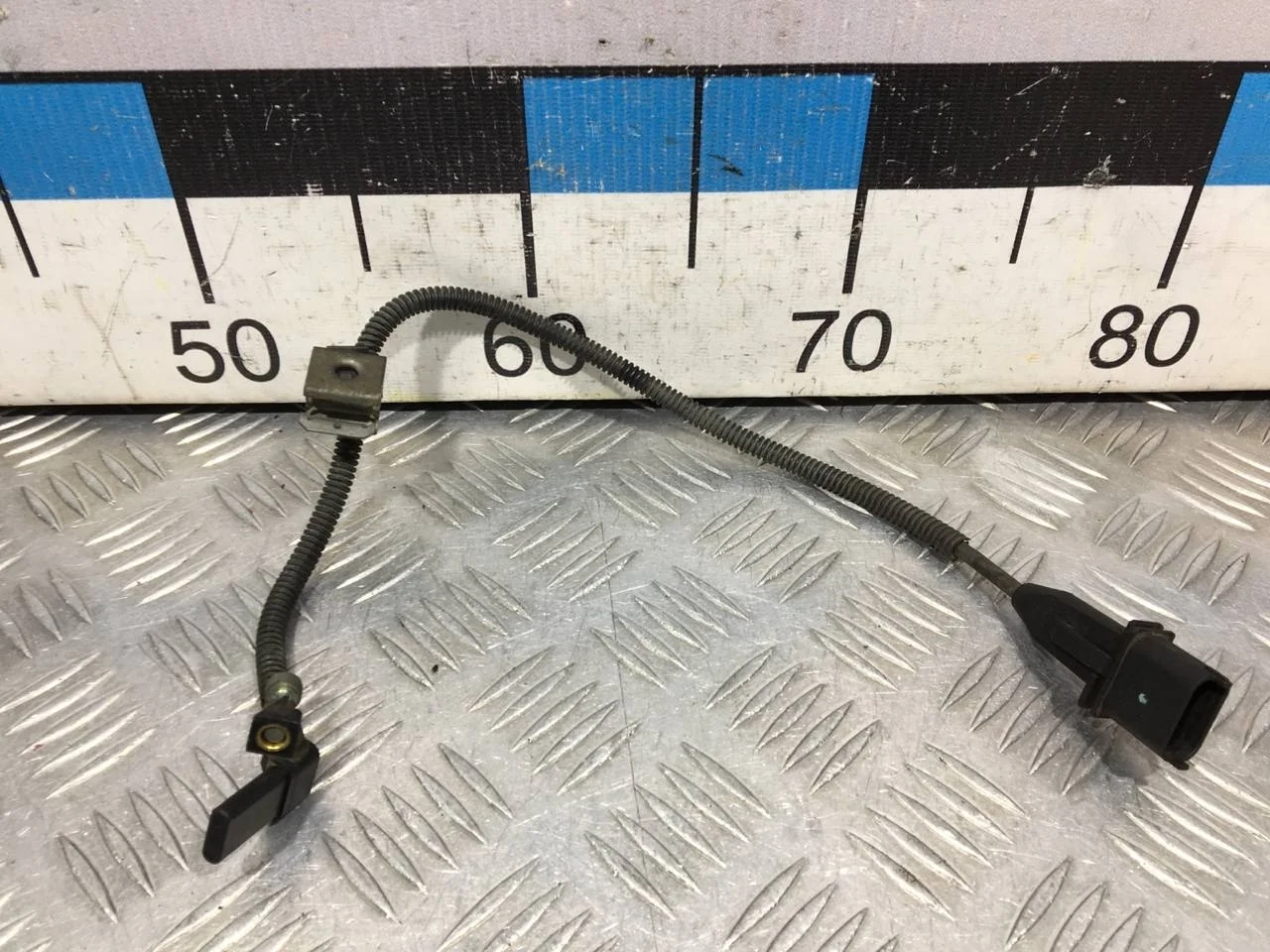 [Б/У] Датчик положения коленвала [Код: 00588701 ]