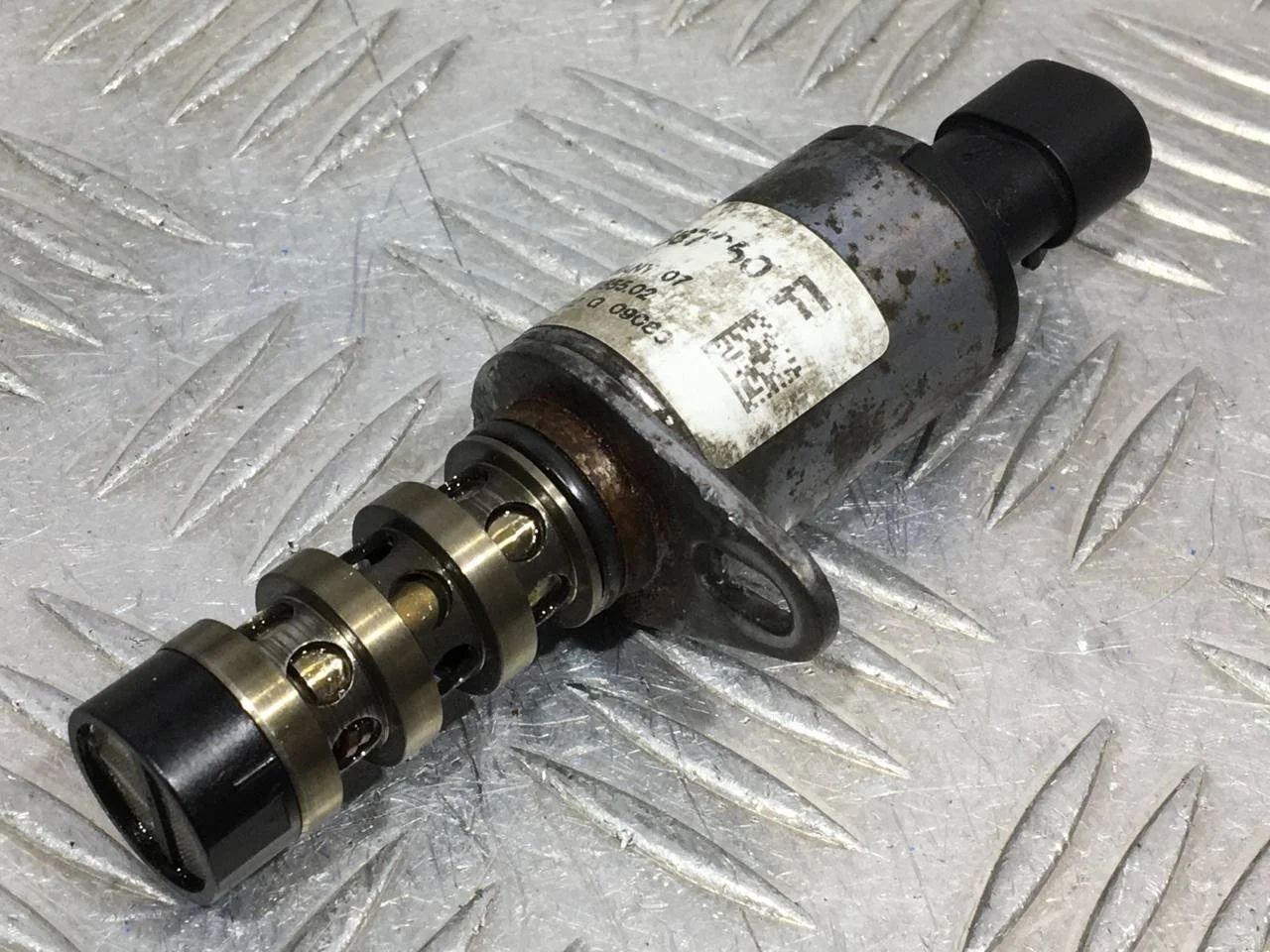 [Б/У] Клапан электромагнитный фаз ГРМ [Код: 00588671 ]